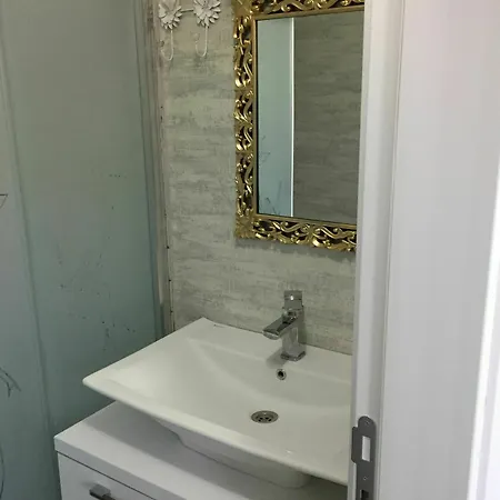 My Vera Butik Oda ve Kahvaltı Alaçatı